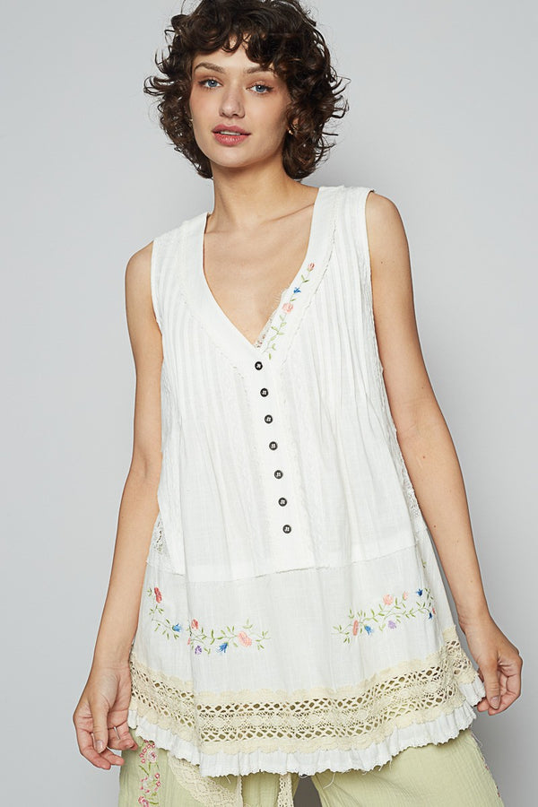 2501-185 V-Neck Sleeveless Lace Woven Top