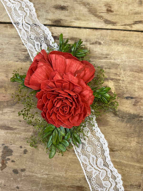 Sola Wood Flower Corsage