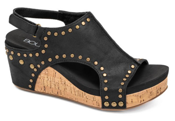 Corkys Carley Wegde-Black Oil w/Studs